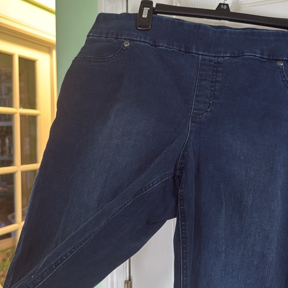 Chicos Dark Wash Perfect Stretch Pull On Jegging Skinny Jeans Chicos Size 2(14) - Picture 3 of 11